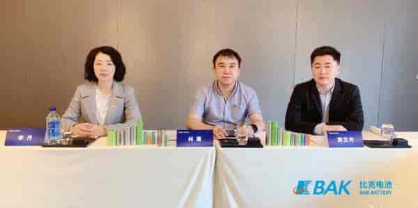 比克電池攜全極耳4680圓柱電池亮相CIBF展會，國內(nèi)首發(fā)！