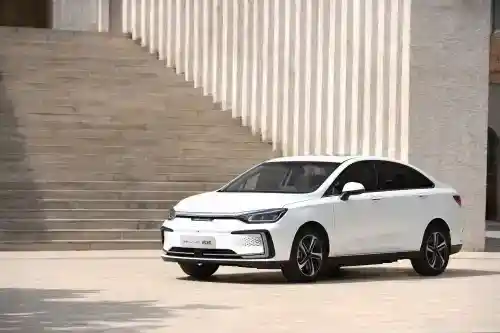 三任老車主，為何對(duì)北京汽車情有獨(dú)鐘？
