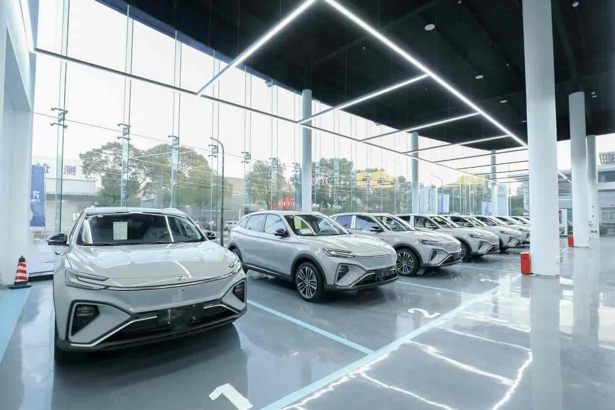 飛凡汽車全國最大交付中心落子上海安亭 ，打造“非凡服務(wù)”的新標(biāo)桿